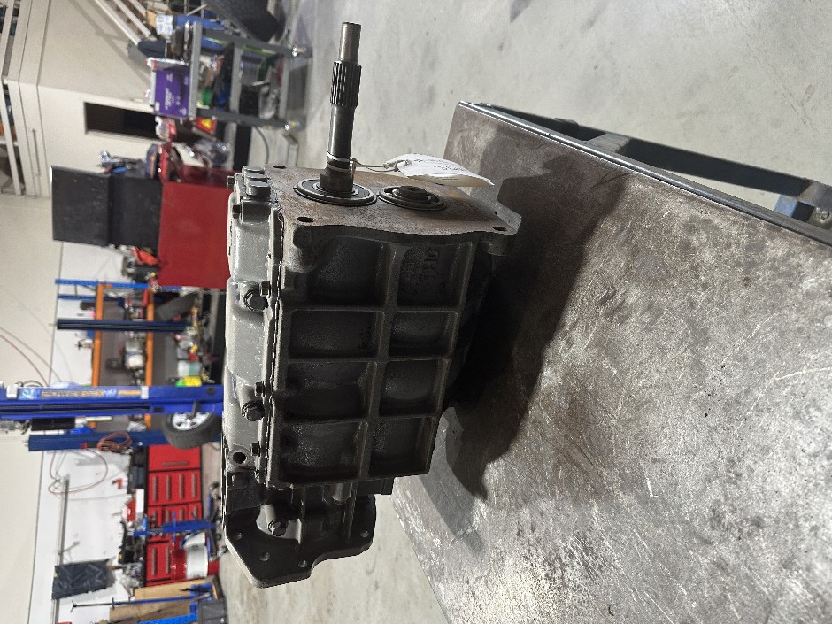 <p>Mitsubishi Pajero / Triton 4x4 4D56 Manual Gearbox Cast Iron</p>