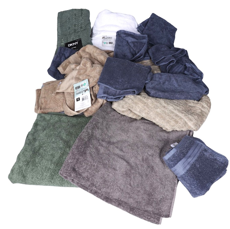 25 x Assorted Hand/Bath Towels, inc. PURELY INDULGENT & SIGNATURE, And More