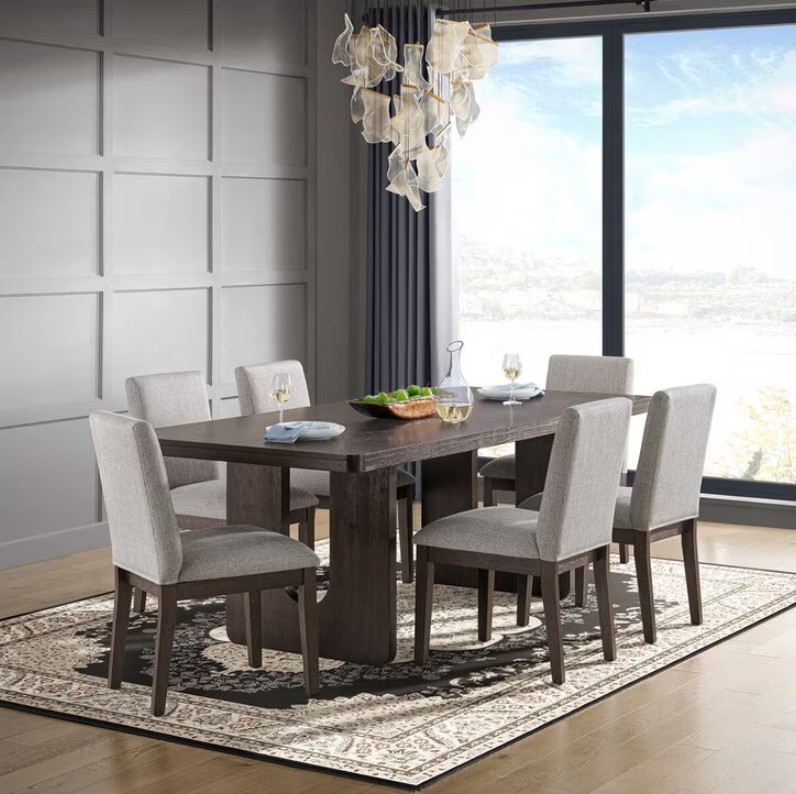 HENREDON 7 Piece Dining Set. N.B: Retail return.