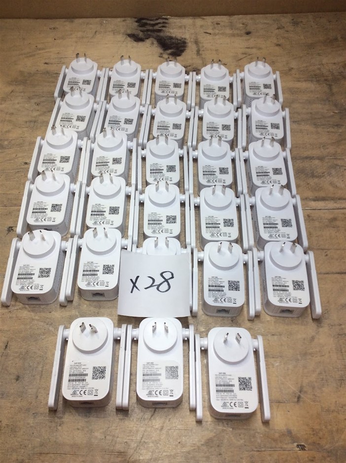 D-Link DAP-1530 Wi-Fi Range Extender (Lot of 28)