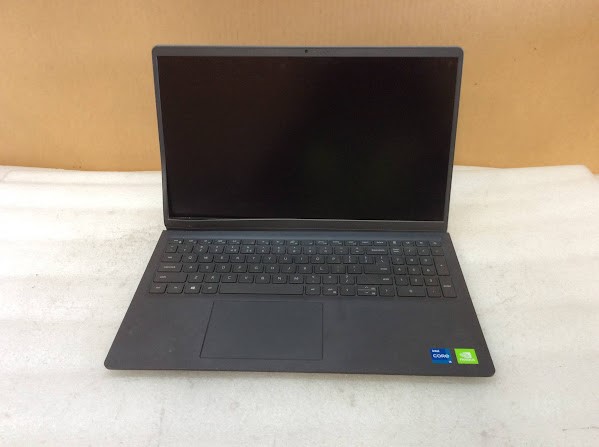 Dell VOSTRO 15 3510 Laptop I5-1135G7 8GBRAM/128GB