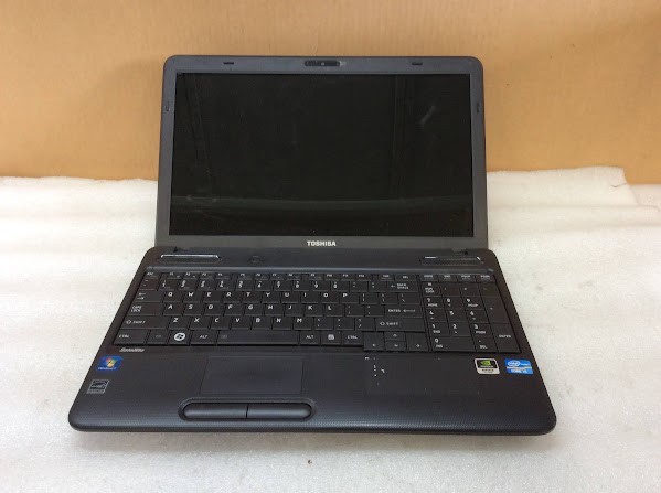 Toshiba Satellite C665 Laptop i5-2450M 4GBRAM/128GB Black