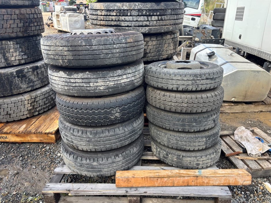 10 x Tyre & Rims
