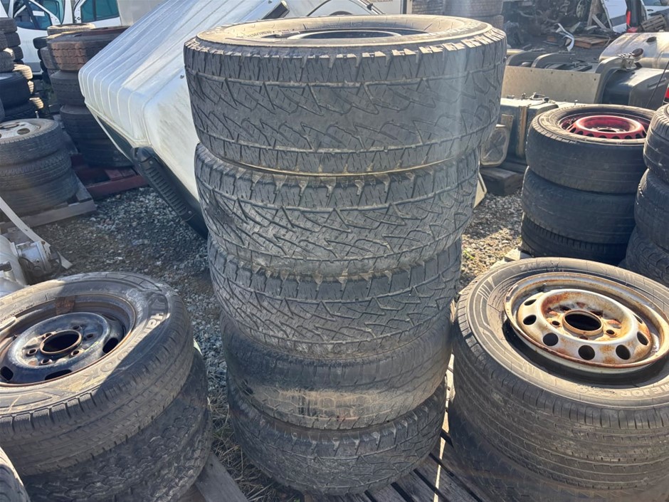 5 x Ford Ranger Tyres and Rims 16”