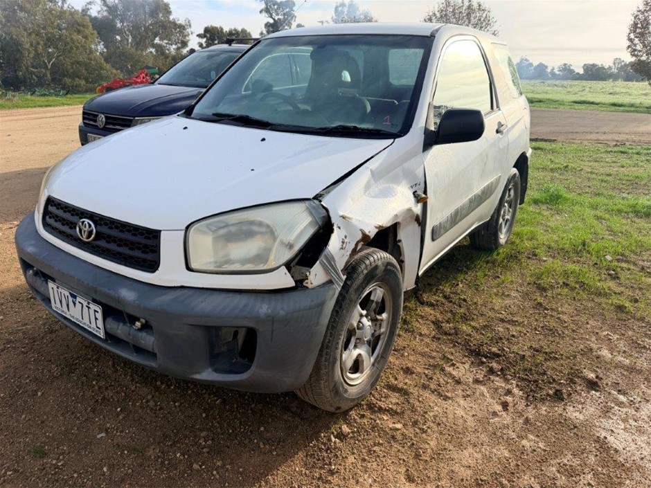 Toyota RAV4 FWD Automatic SUV