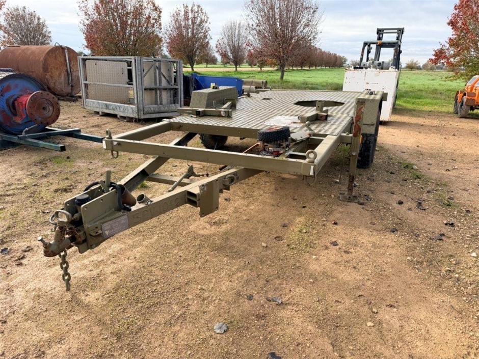 2001 Varley S-Series Single Satellite Antenna Trailer