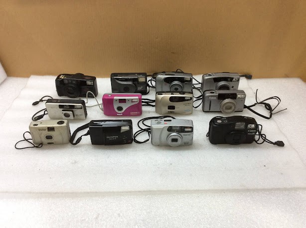 Canon/Pentax Espio 60S/Hanimex/Olympus Trip AF 31 Assorted Cameras Lot 12