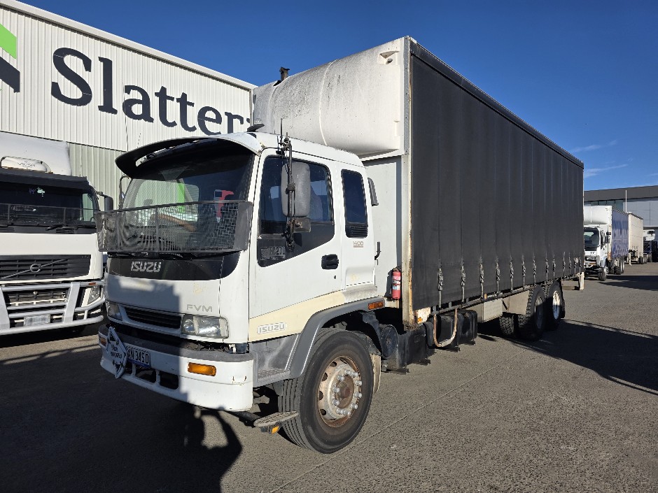 1999 Isuzu FVM 1400A 6x2 Curtainsider