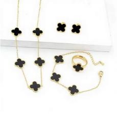 6-Piece Set.Watch, Necklace, Bracelet, Ring & Earrings(Gift Box Included)