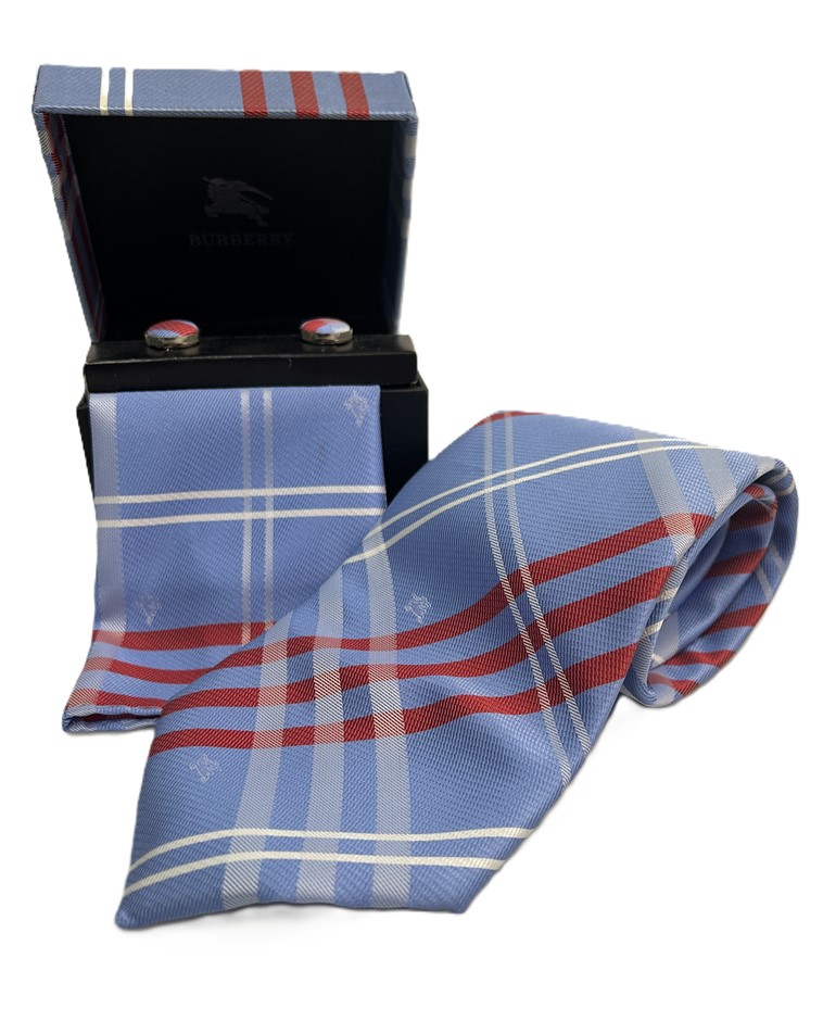 BURBERRY A Refined Burberry Gift Box Set