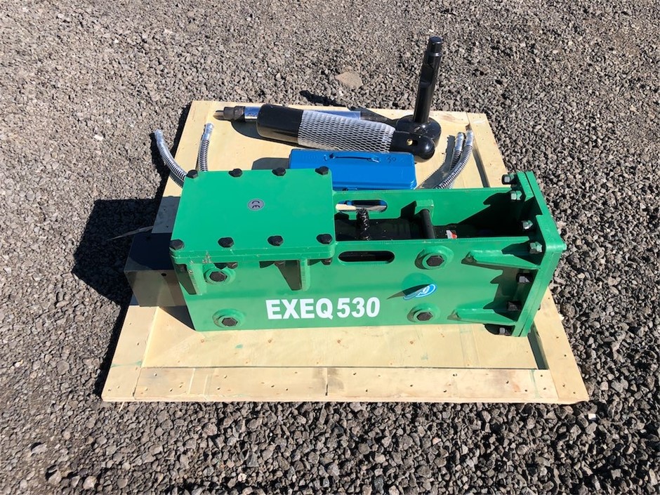 Hydraulic Skid Steer / Excavator Post Driver (Unused)