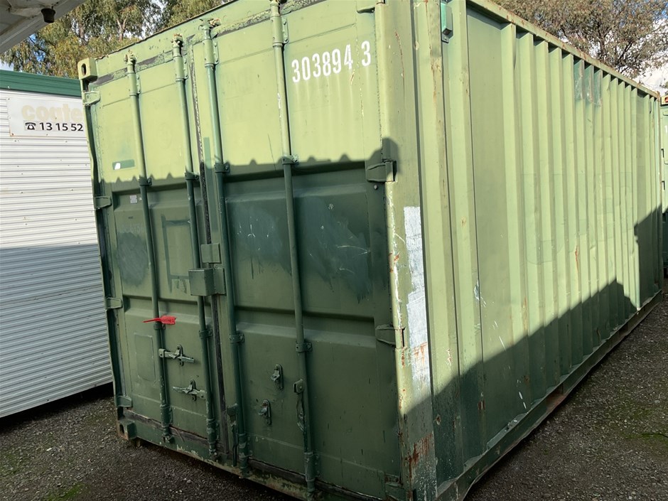 0007-3036913 · Shipping Container 6.3m x 2.4m x 2.6m