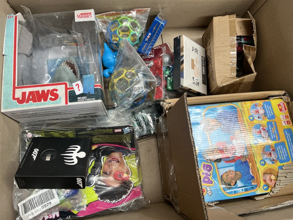 0217-5062777 · 12 x ASSORTED TOYS; Incl. Jaws, Pop Pig, Kids grasp Toy, Pencil Grippers &