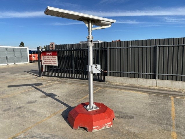 <p>All in One Solar Temporary Street Light</p>