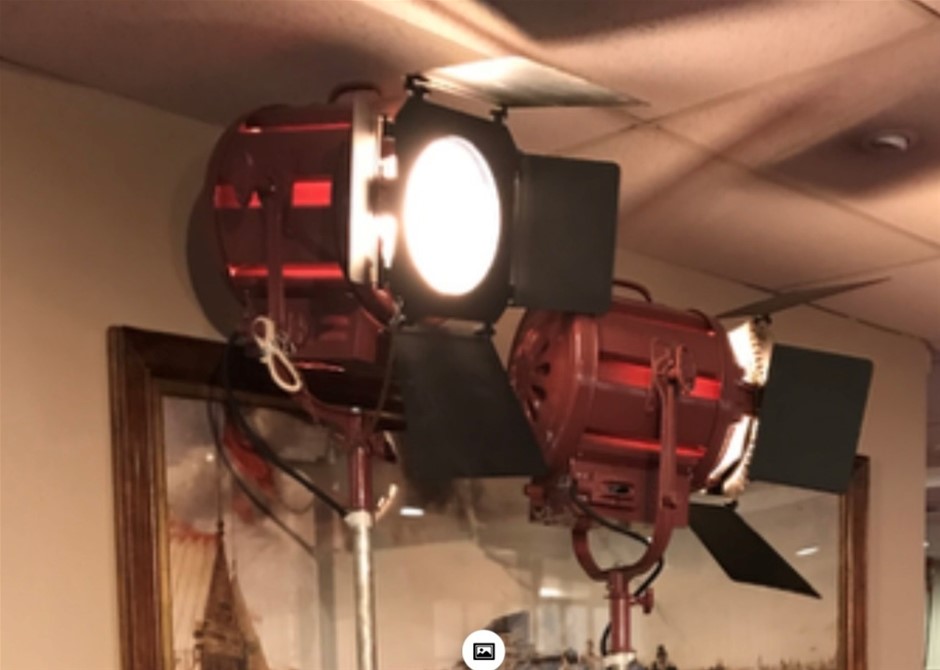 0033-2584072 · Ex Stock - Fresnel Light