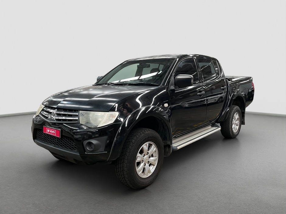 2015 Mitsubishi Triton GLX Diesel