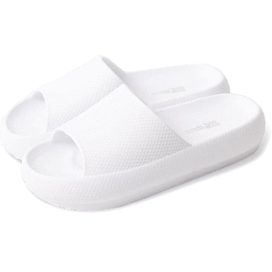 32DEGREES Unisex Cushion Slides, Size S (w6-7, m4-5), White. Buyers Note