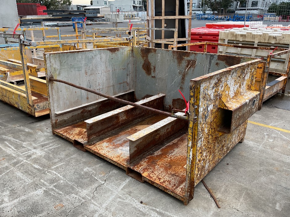 <p>Waste Industries 6 Bin Rotator</p>