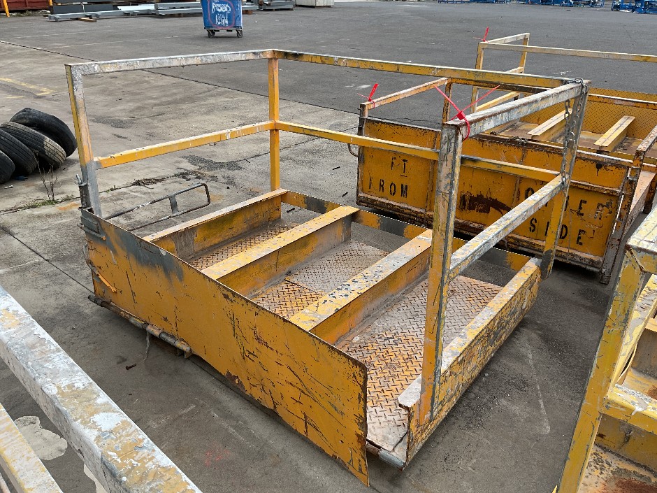Waste Industries 6 Bin Rotator