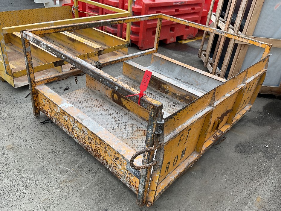 Waste Industries 6 Bin Rotator