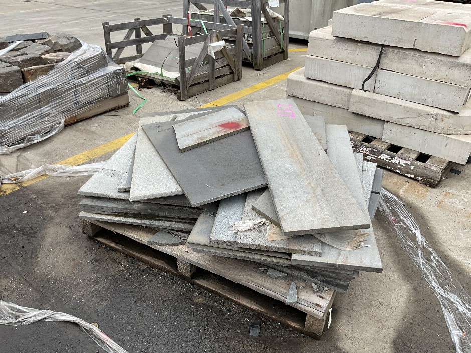 Pallet of Assorted Pavers