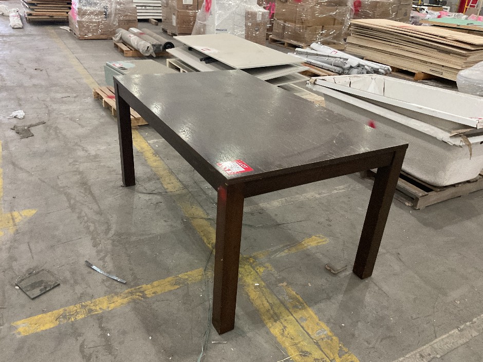 <p>Timber Table</p>