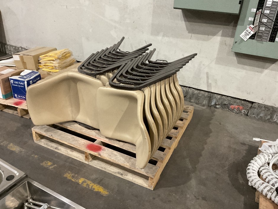 Pallet Of 16x Chairs