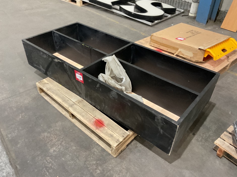 <p>Shelf</p>