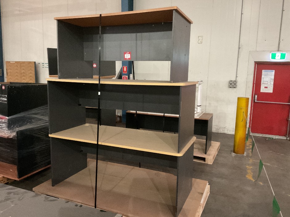 3x Assorted Desks