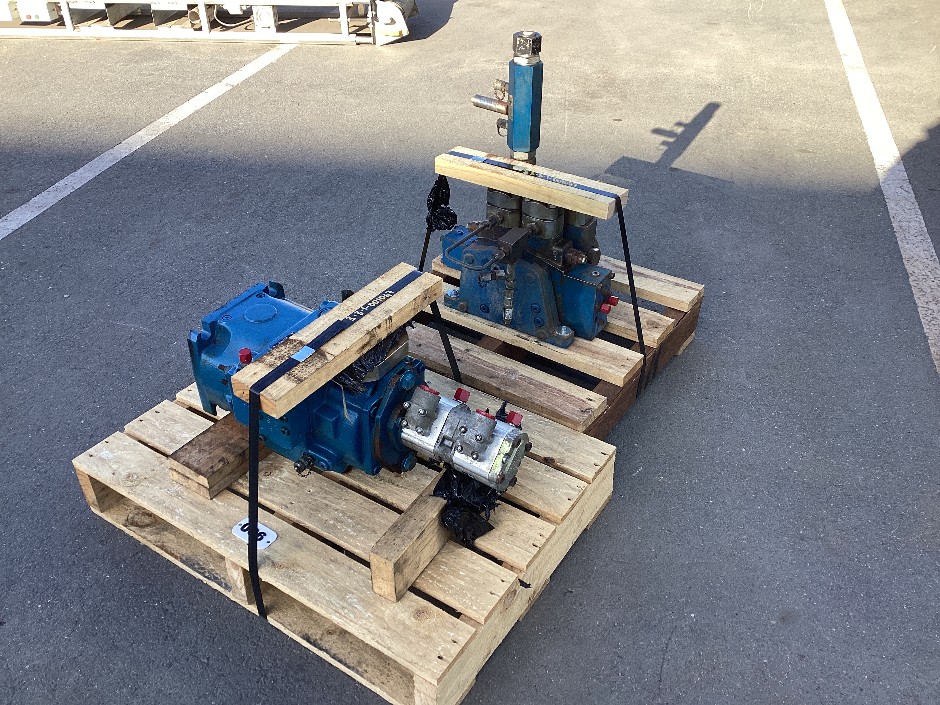 Rexroth Hydraulic Motor and Valve