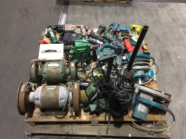 Bosch/Ozito Mixed Brand and Model Electric Drills/Saws/Power Tools