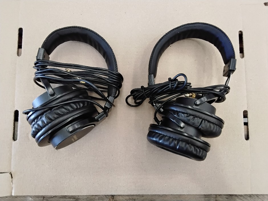 <p>Marantz MPH-3</p>