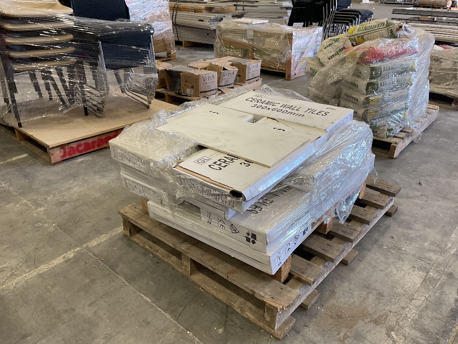 <p>Pallet of Ceramic Wall Tiles</p>