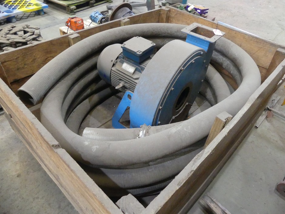 <p>Blower Fan Assembly (Industrial)</p>
