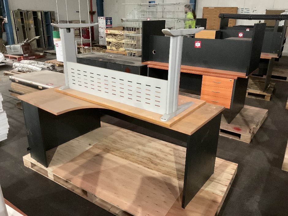 2x Desks