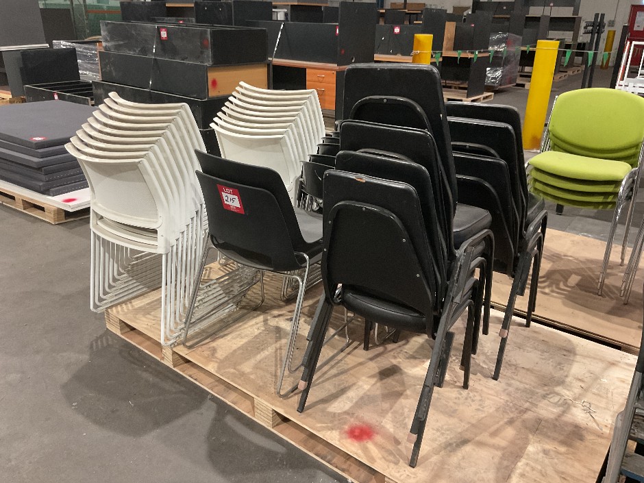 Pallet Comprising Large Quantity of Chairs