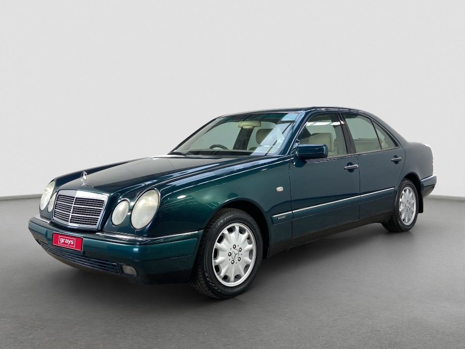 1996 Mercedes-Benz E-Class E320 Auto Sedan