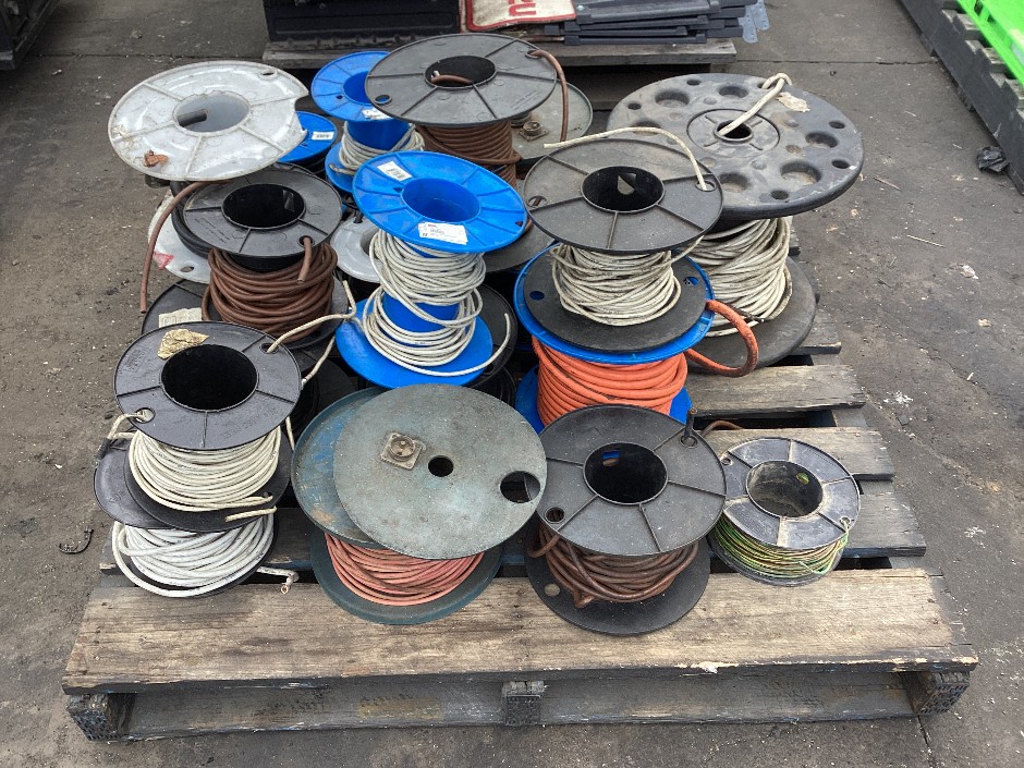 <p>Part Rolls Electrical Wire</p>