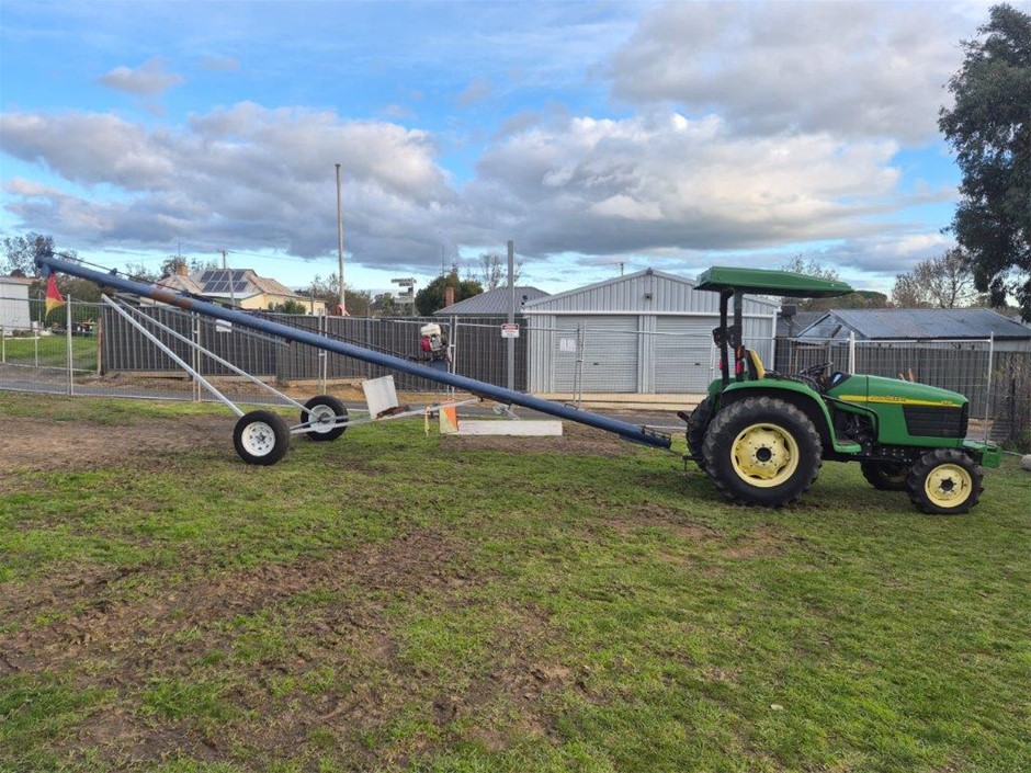0001-5063109 · John Deere Tractor & Grain Auger Combo