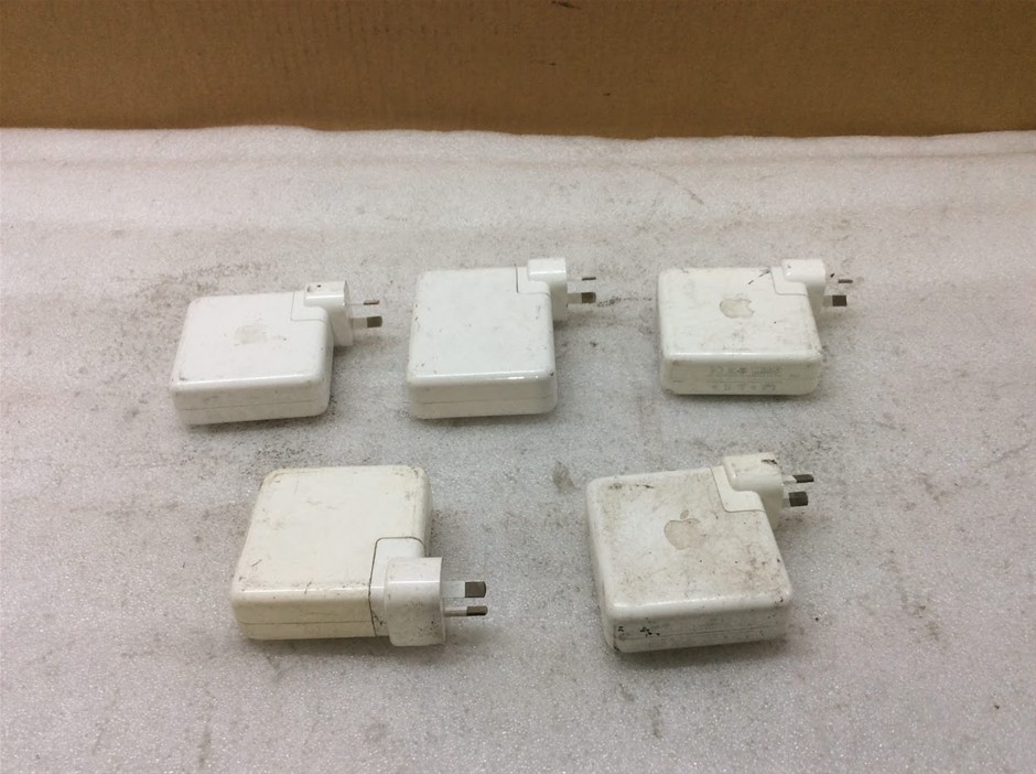 Apple USB-C Power Adapter (Lot of 5)