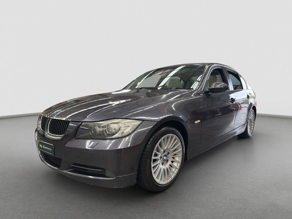 2005 BMW 3 Series 330i Petrol