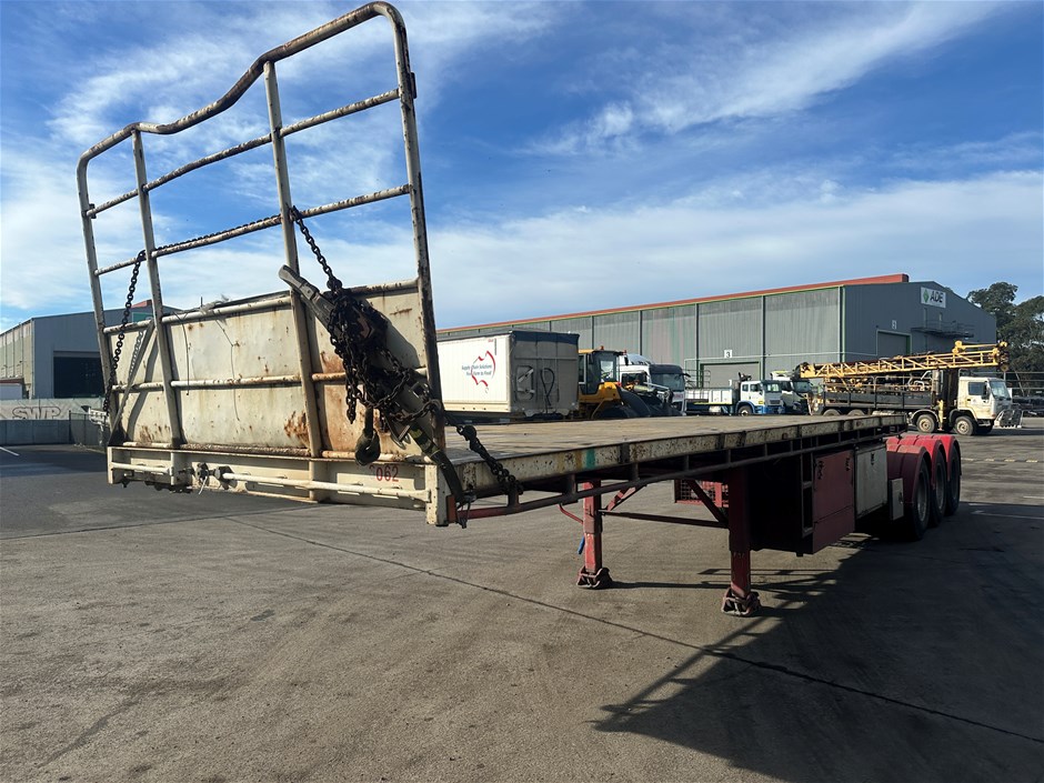 2005 Freighter ST3 Triaxle B Double Combination A and B Double Combination
