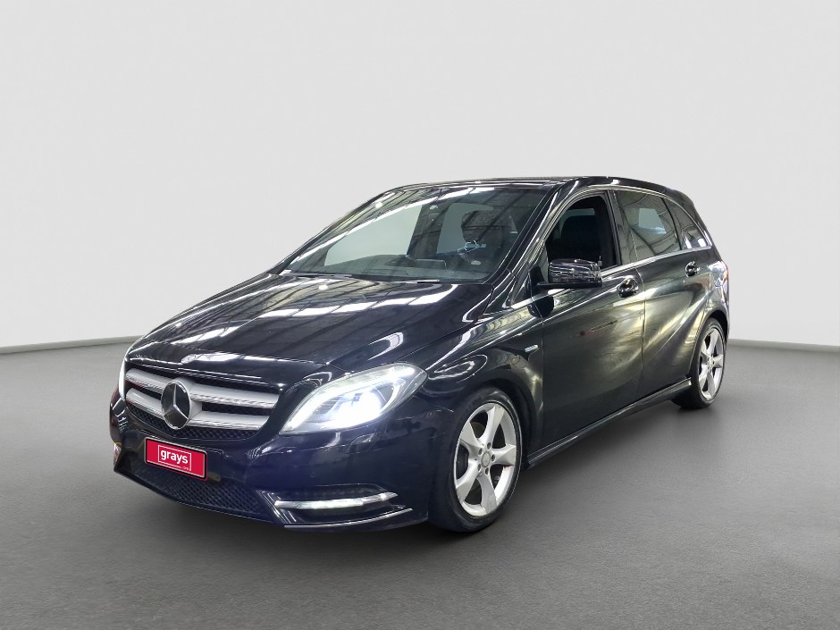 2011 Mercedes-Benz B200 BlueEFFICIENCY W246 AUTO Petrol