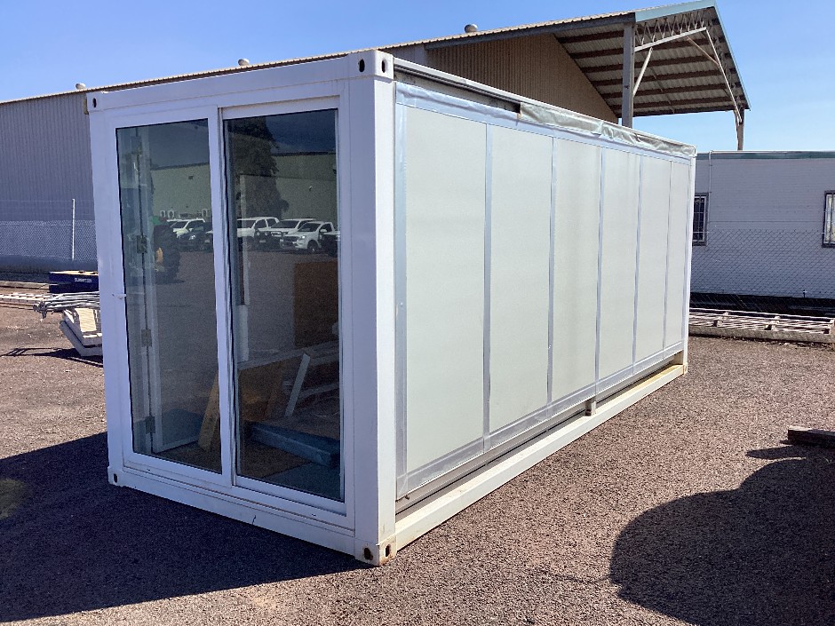 <p>Imported  Expandable Container House – (Unused)</p>