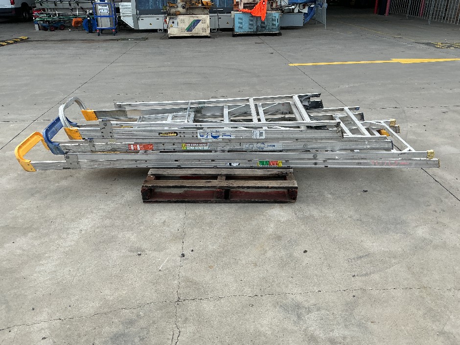Pallet Multi Size Ladders