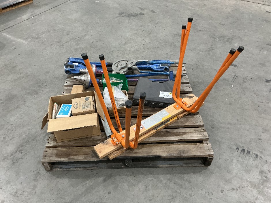 Pallet Mixed Goods,Saw Horses,Pipe Bending Tools