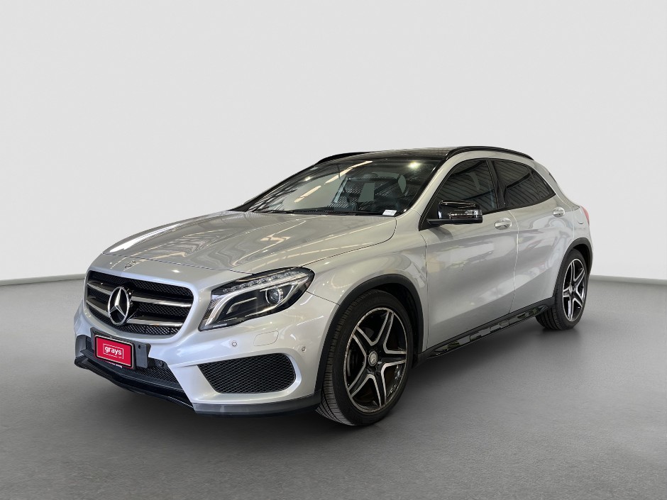 2016 Mercedes-Benz GLA200d  AMG Diesel