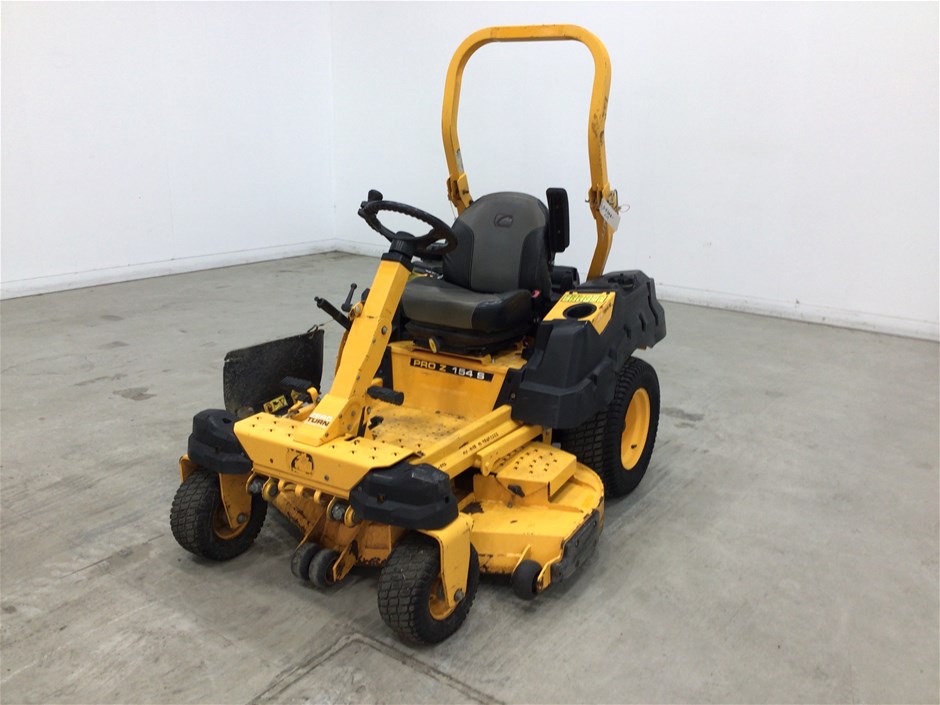 Cub Cadet Pro Z 154S Zero Turn 54inch. Lawn Mower Pro On Lawn Mower