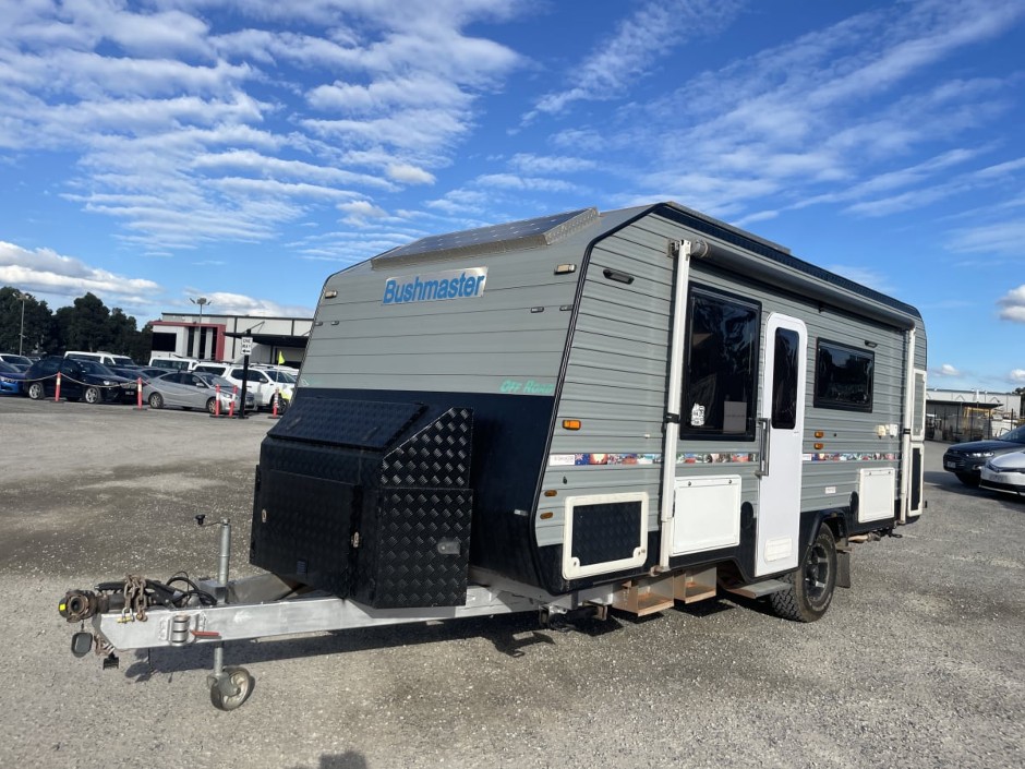 VIC-2015 Bushmaster Bluegum 18' 6"