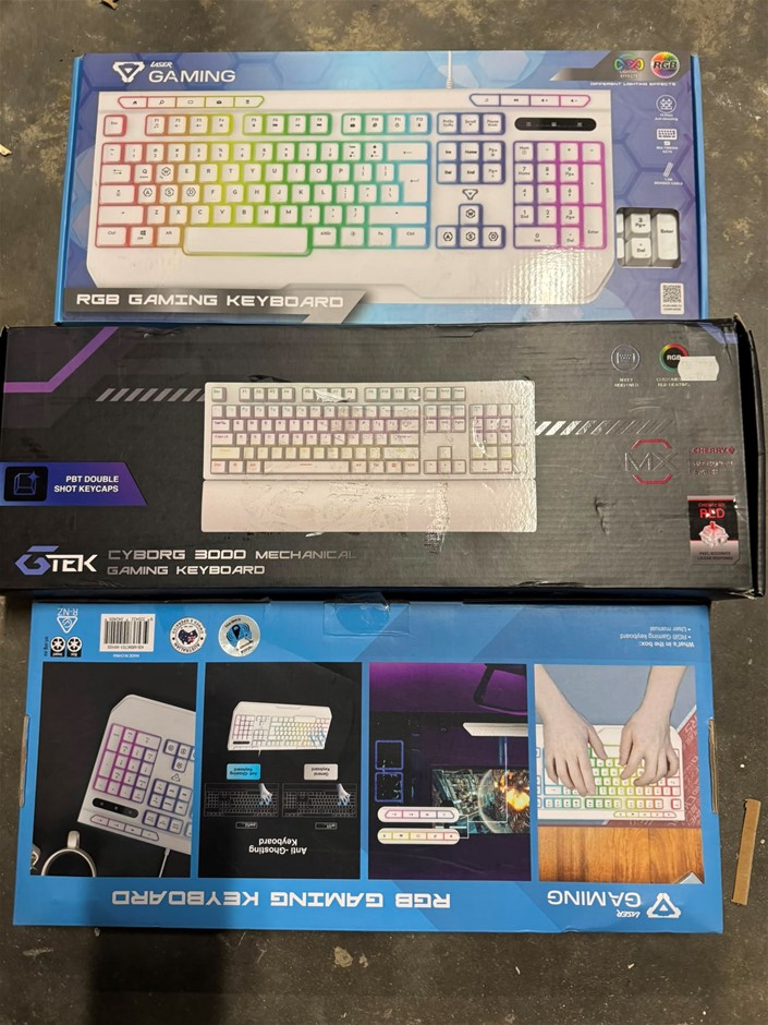 CLOSING DOWN SALE: Quantity of gaming keyboards